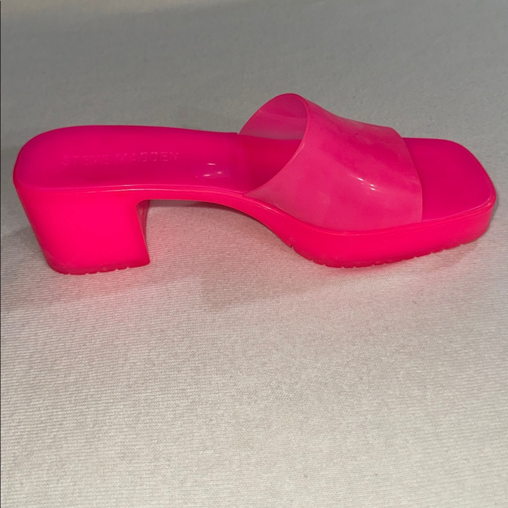 Steve Madden Women's Harlin, Hot Pink Heeled Sandals Size 7